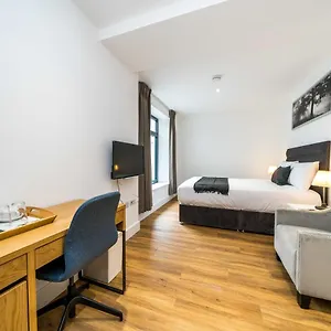  Homestay Greenwich Family