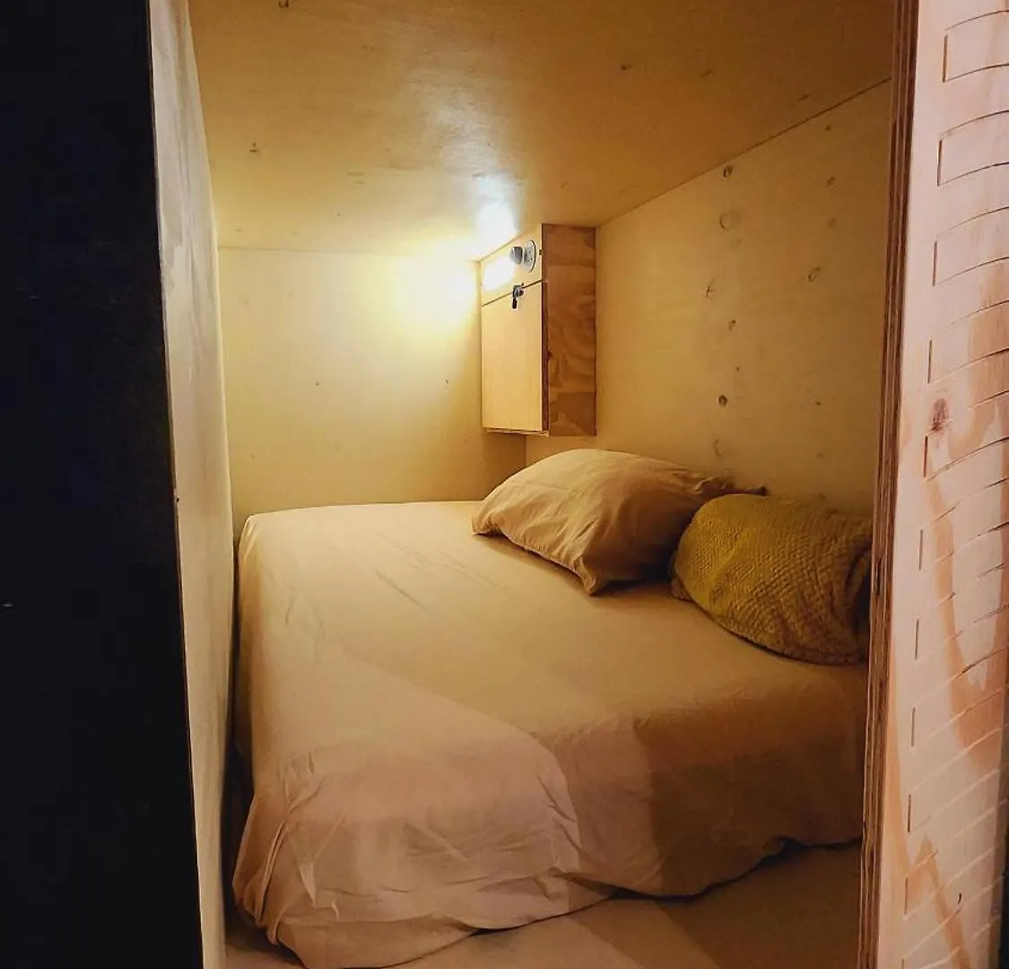 Komo Pods Hotel